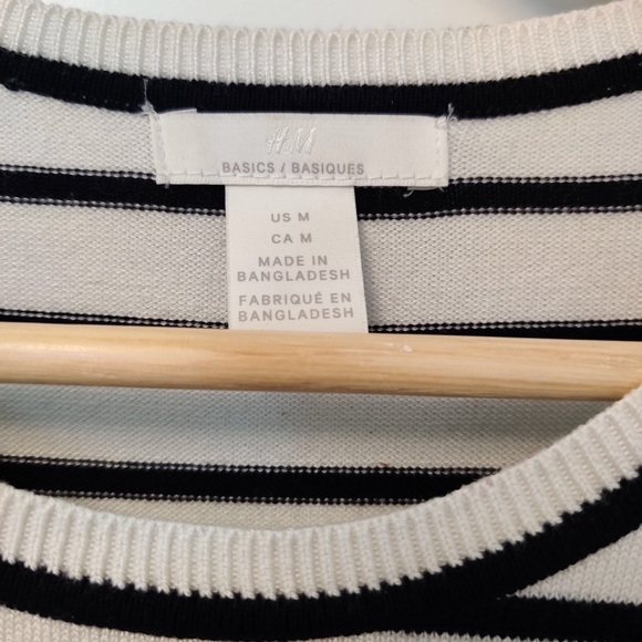 3 for $20 — H&M basic sweaters in excellent condition - Picture 4 of 9